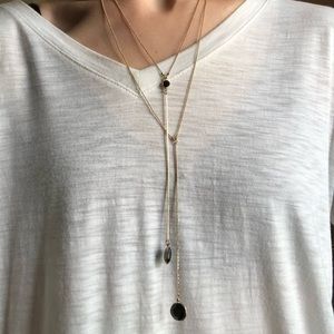 Set of two gold necklaces